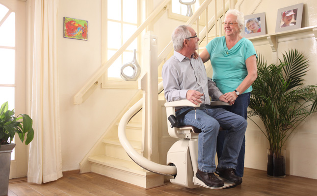 Stairlift-image-old-people